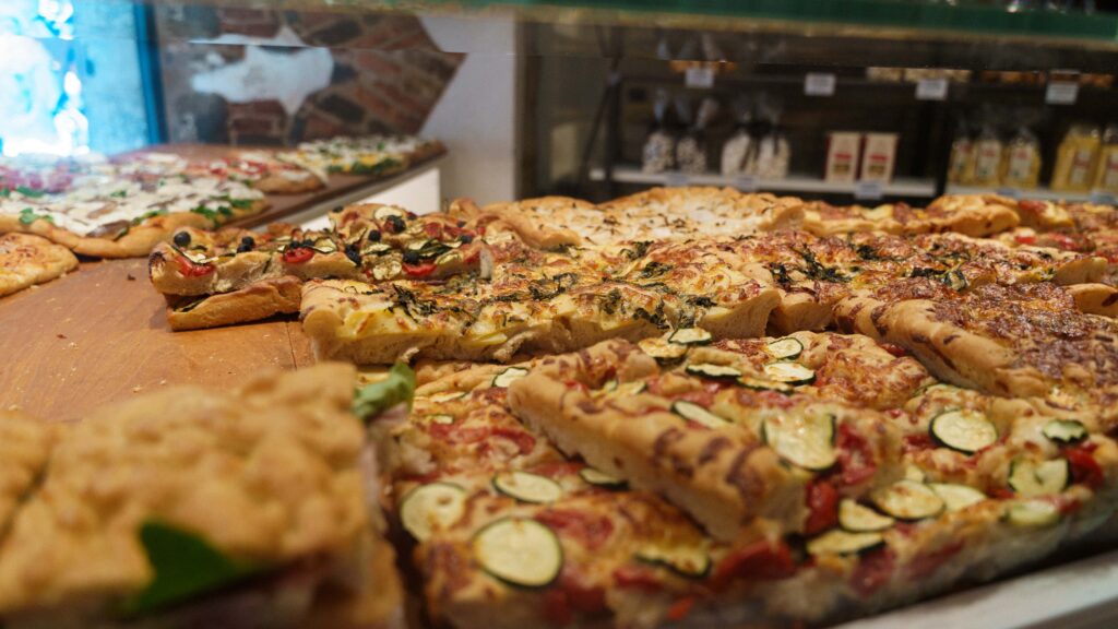 Włoskie jedzenie na wycieczce