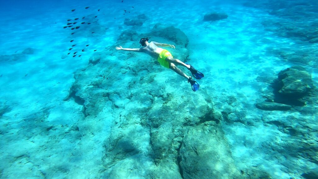 Nurkowanie- Cyprze - z wody ladu i powietrza